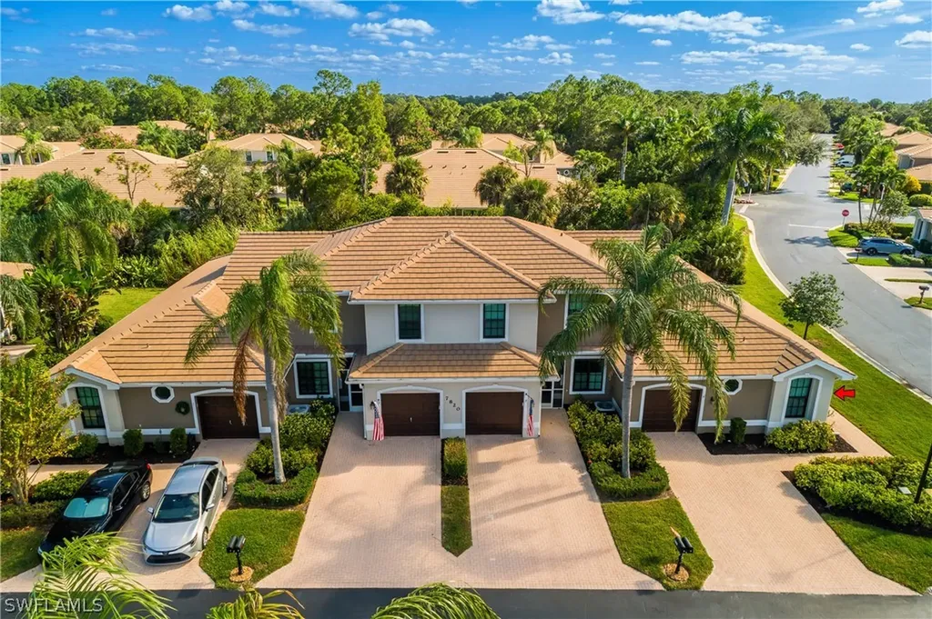 7820 Sandpine Court Naples FL 34104