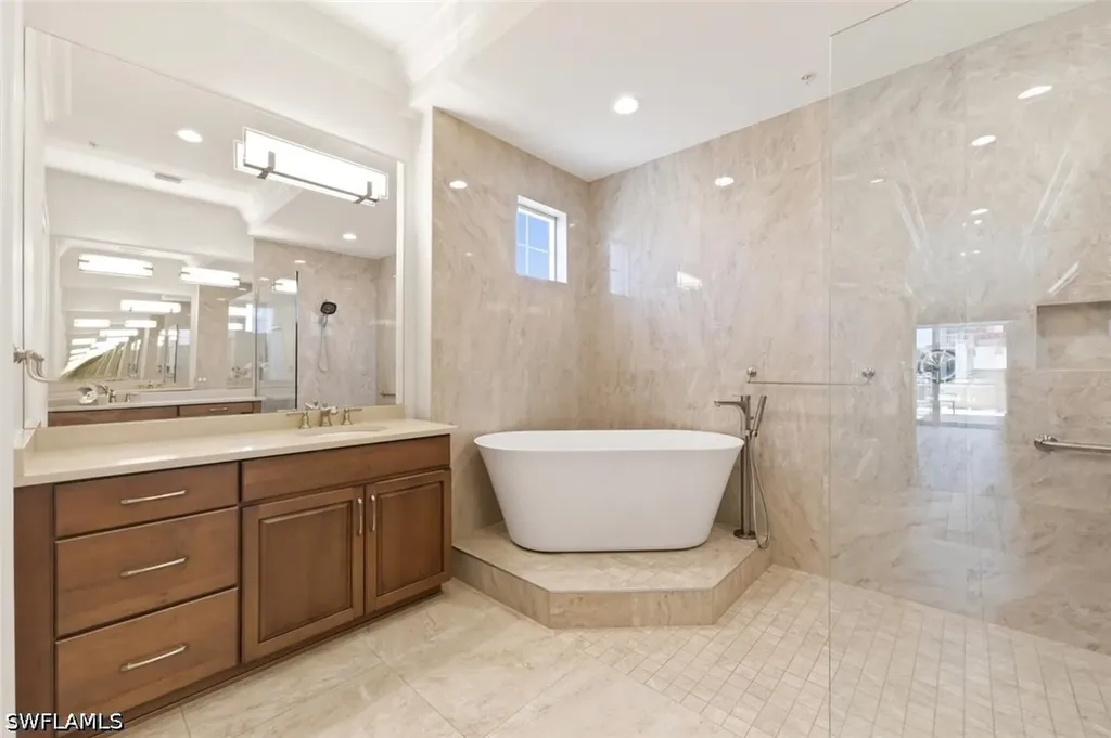 21490 Strada Nuova Circle Estero FL 33928