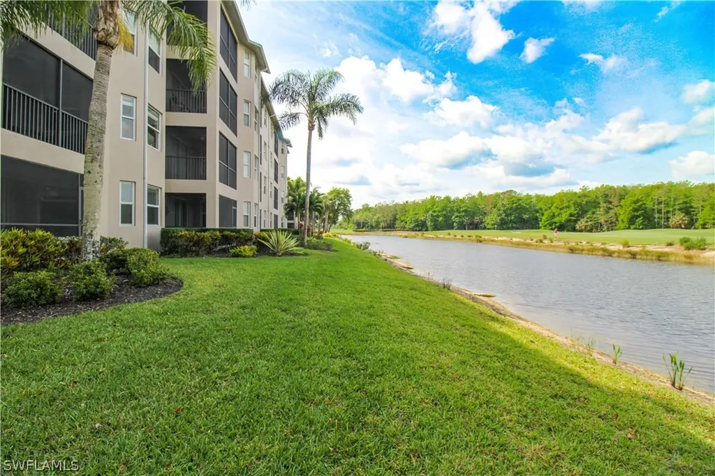 10313 Heritage Bay Boulevard Naples FL 34120