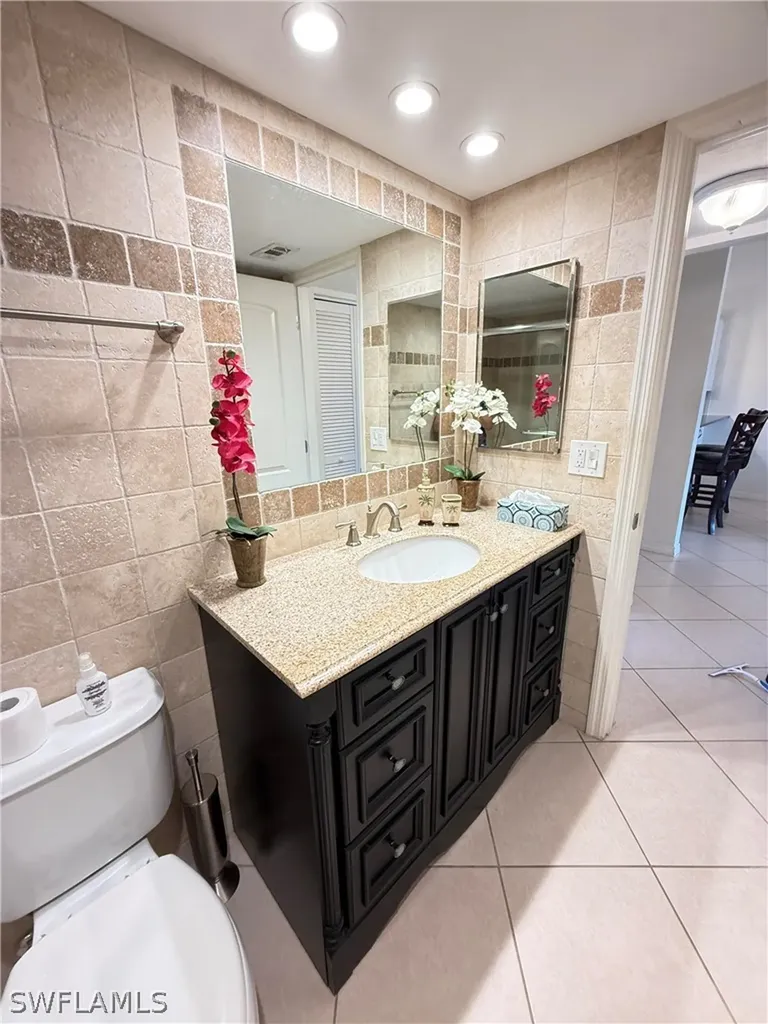 4070 Northlight Drive Naples FL 34112