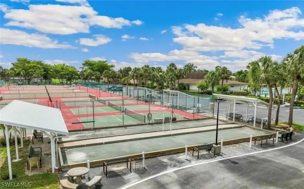 4070 Northlight Drive Naples FL 34112