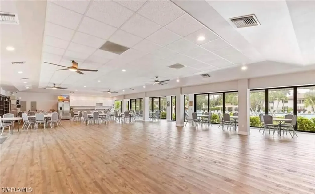 4070 Northlight Drive Naples FL 34112