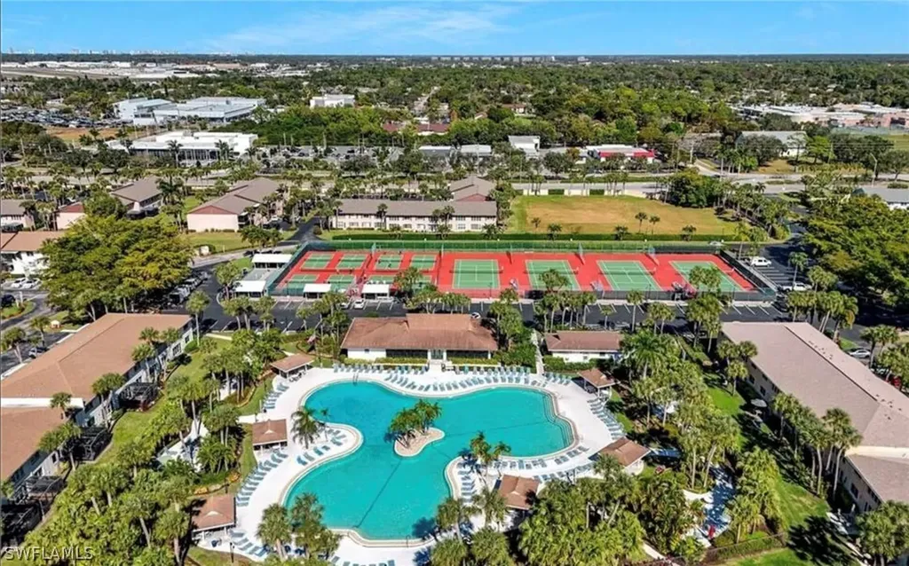 4070 Northlight Drive Naples FL 34112