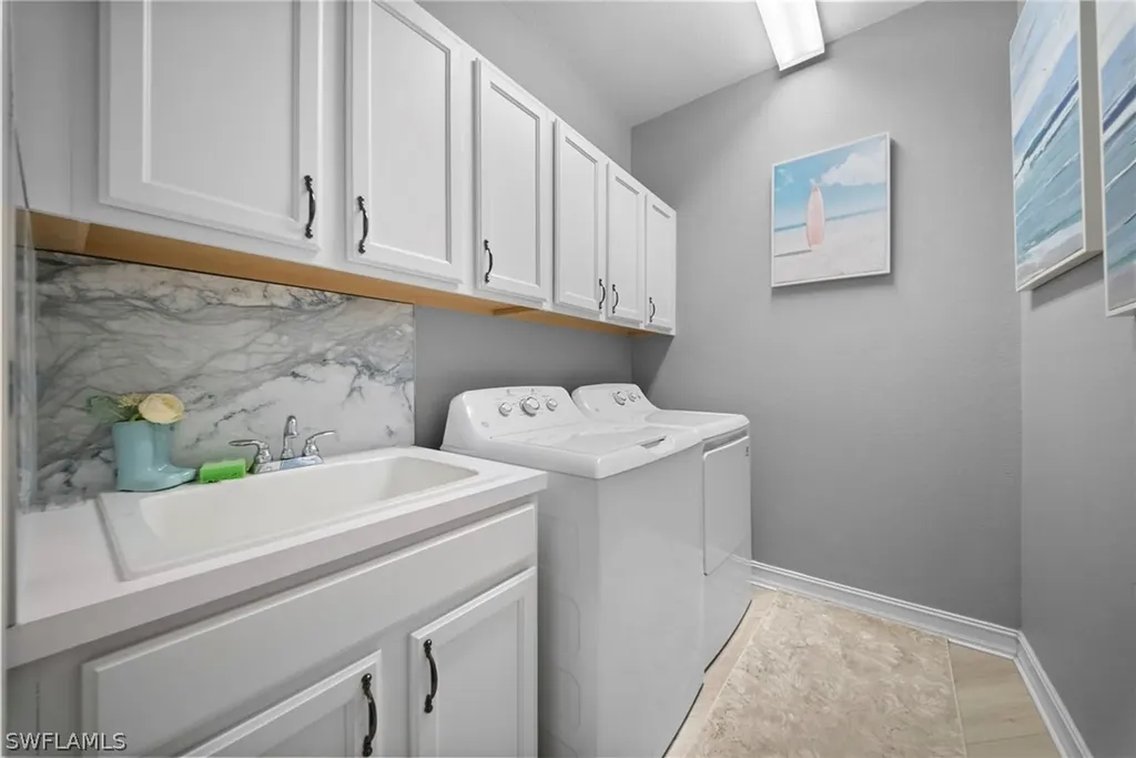 14321 Manchester Drive Naples FL 34114