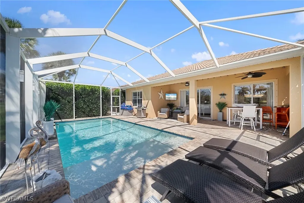 14321 Manchester Drive Naples FL 34114