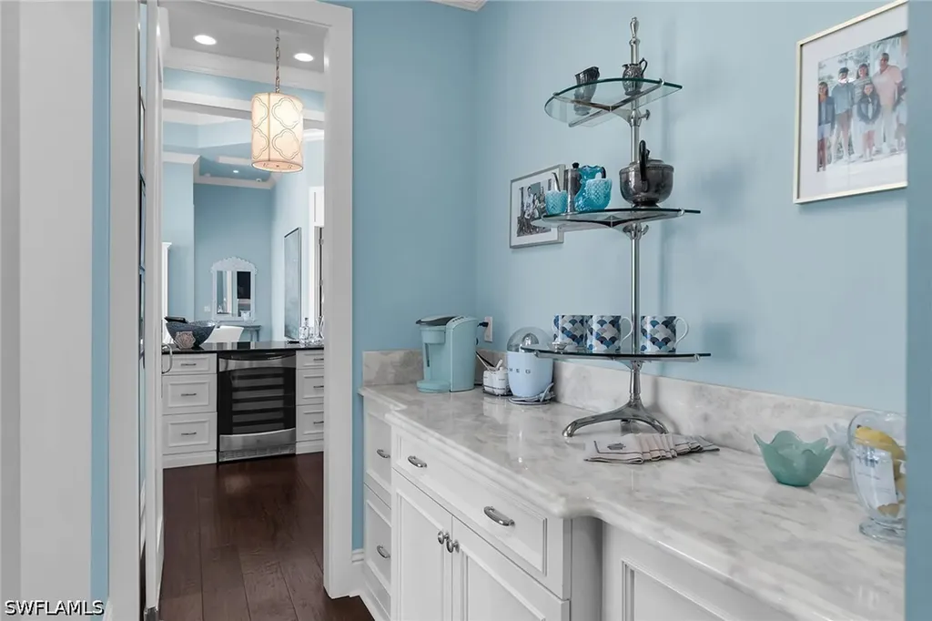 591 Goldcoast Court Marco Island FL 34145
