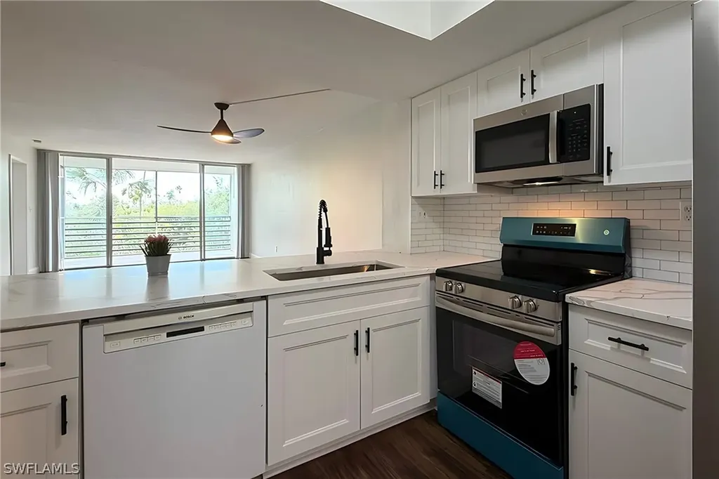 15171 Cedarwood Lane Naples FL 34110