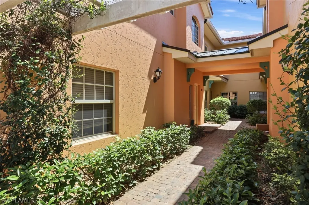 8601 Piazza Del Lago Circle Estero FL 33928