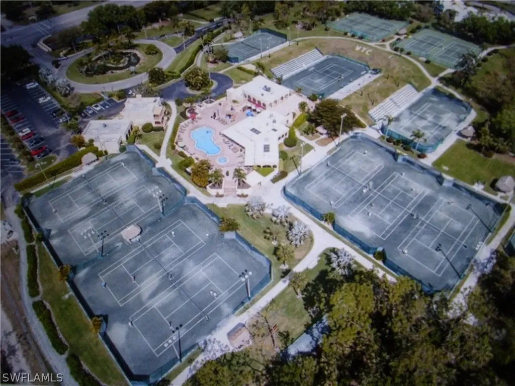 4833 Europa Drive Naples FL 34105