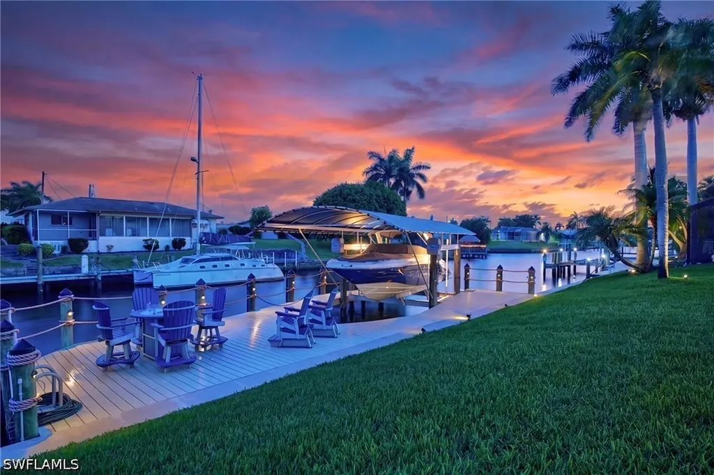 1722 SE 28th Street Cape Coral FL 33904