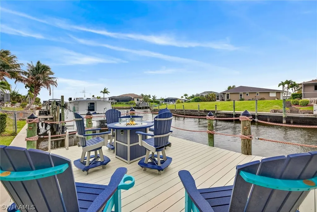 1722 SE 28th Street Cape Coral FL 33904
