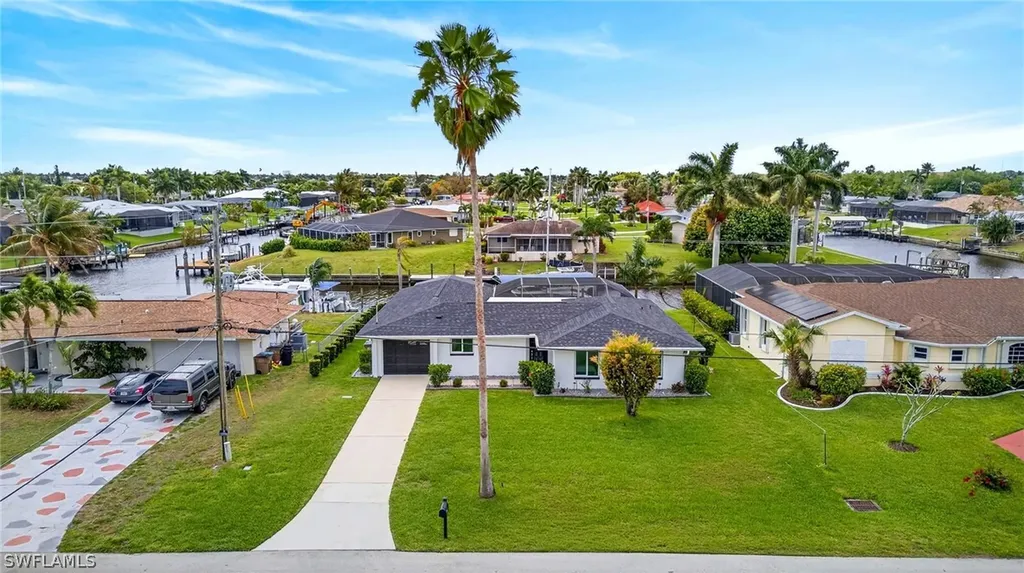 1722 SE 28th Street Cape Coral FL 33904