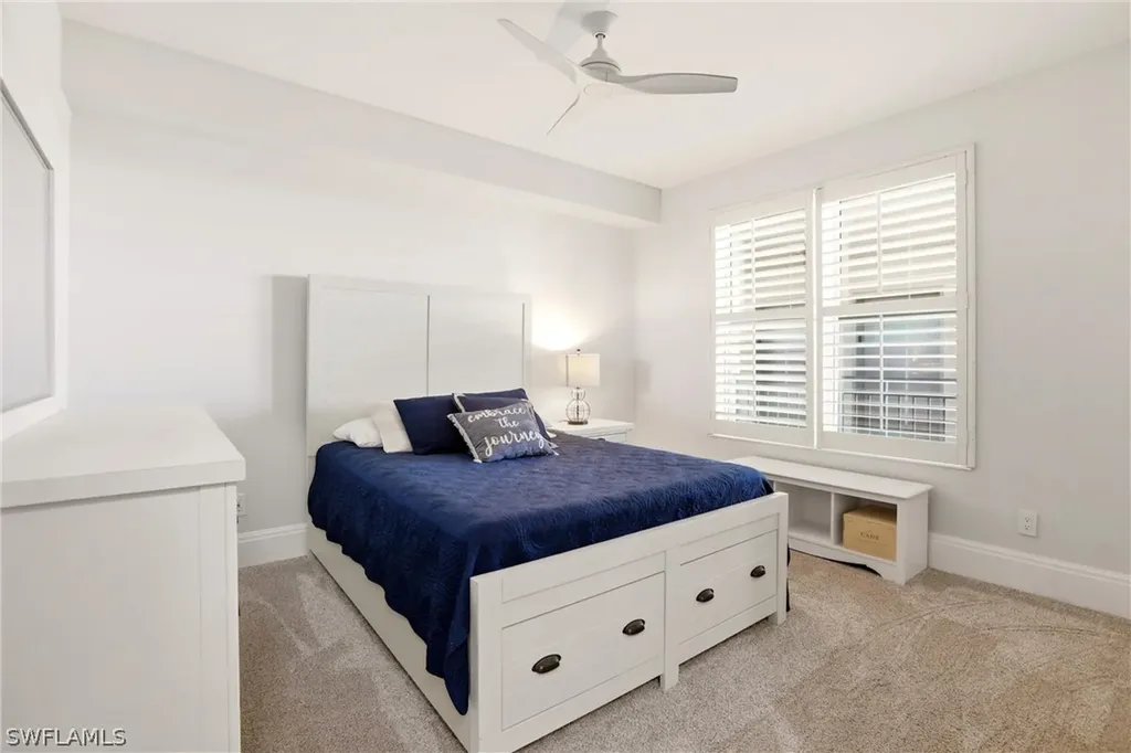 425 Cove Tower Drive Naples FL 34110