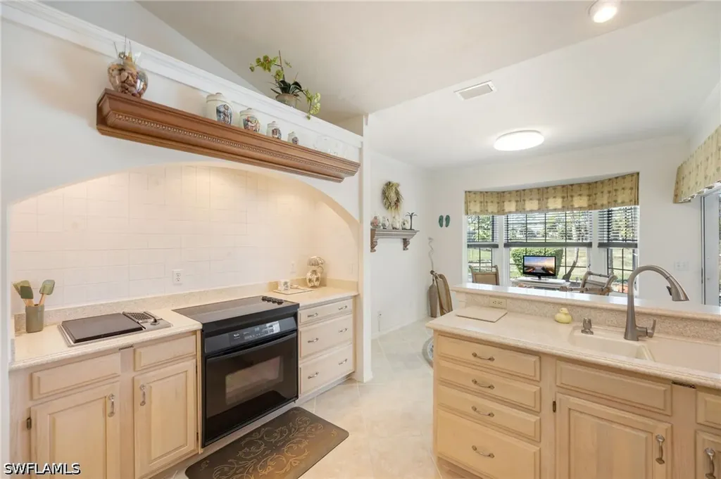 867 Saint Andrews Boulevard Naples FL 34113