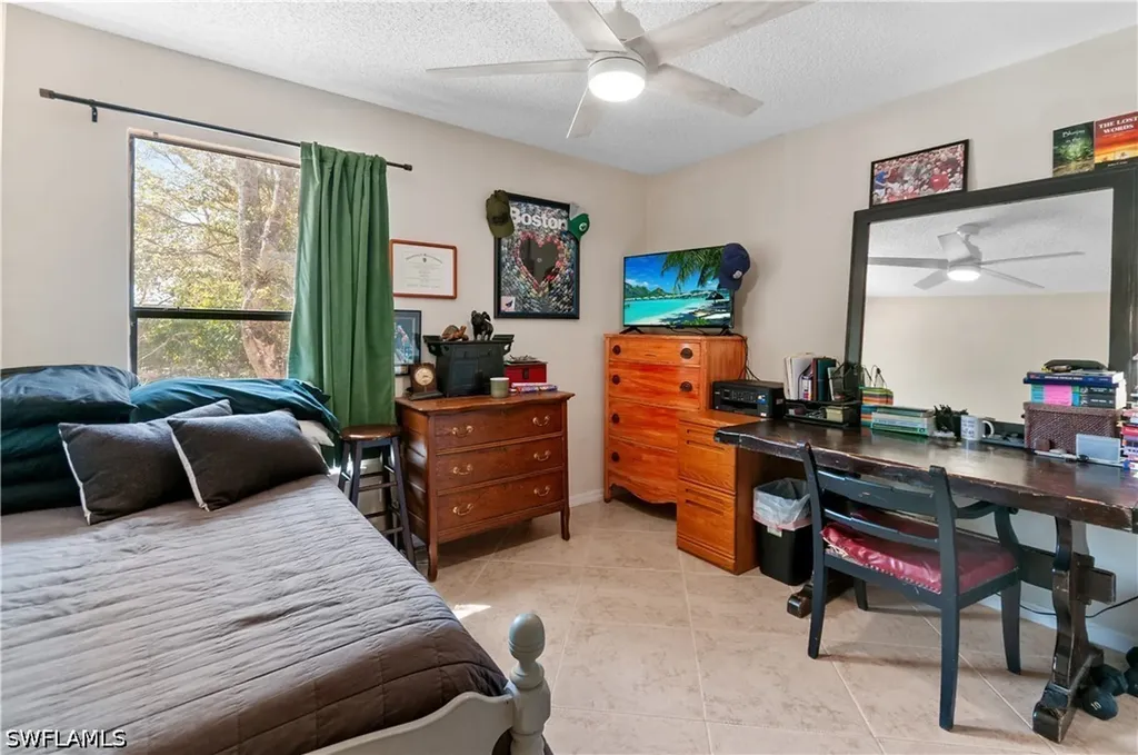 2226 Arbour Walk Circle Naples FL 34109