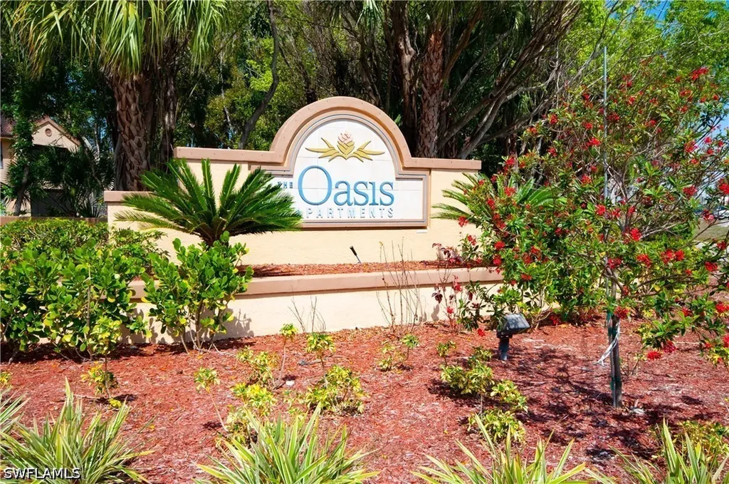 2226 Arbour Walk Circle Naples FL 34109