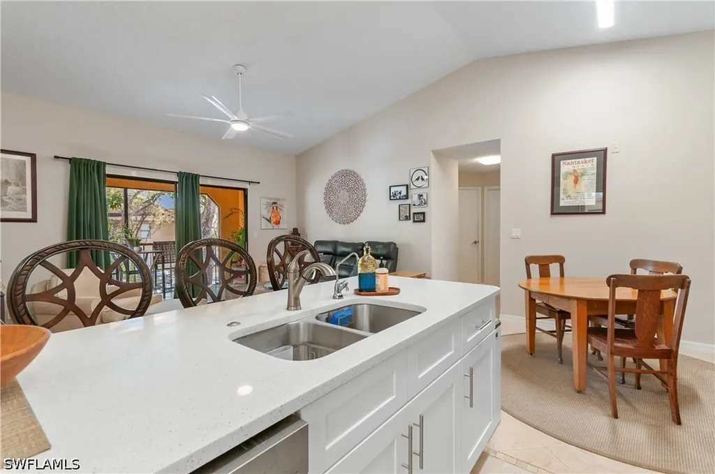 2226 Arbour Walk Circle Naples FL 34109