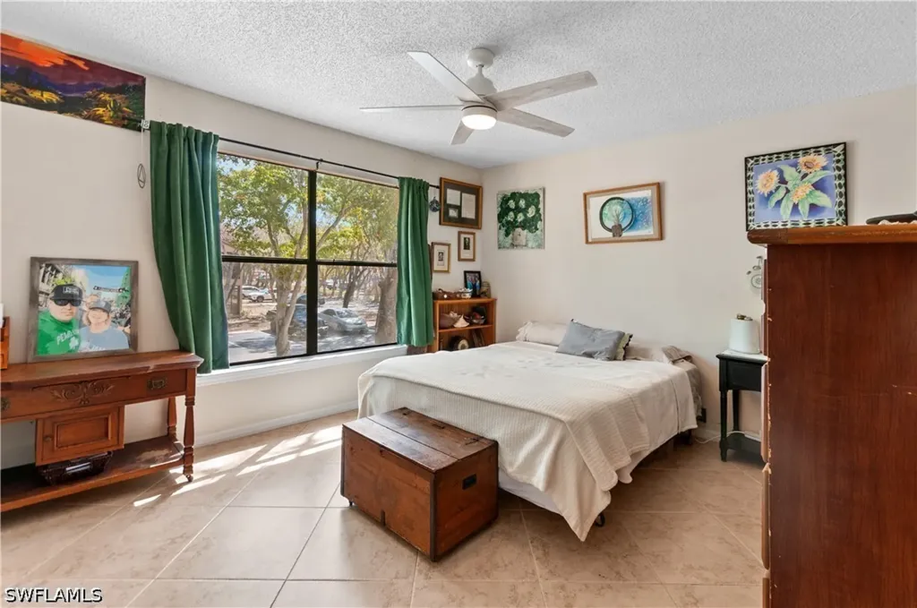 2226 Arbour Walk Circle Naples FL 34109