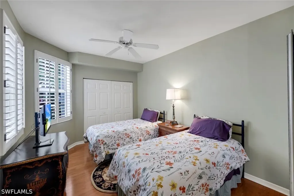 400 L Ambiance Circle Naples FL 34108