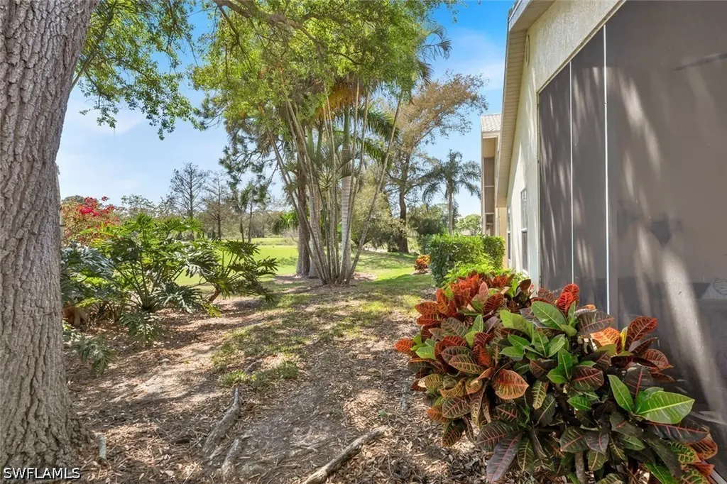 1562 Weybridge Circle Naples FL 34110