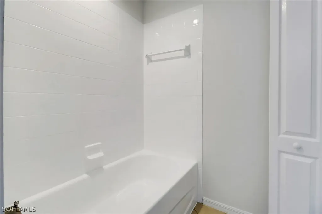 8451 Kingbird Loop Estero FL 33967