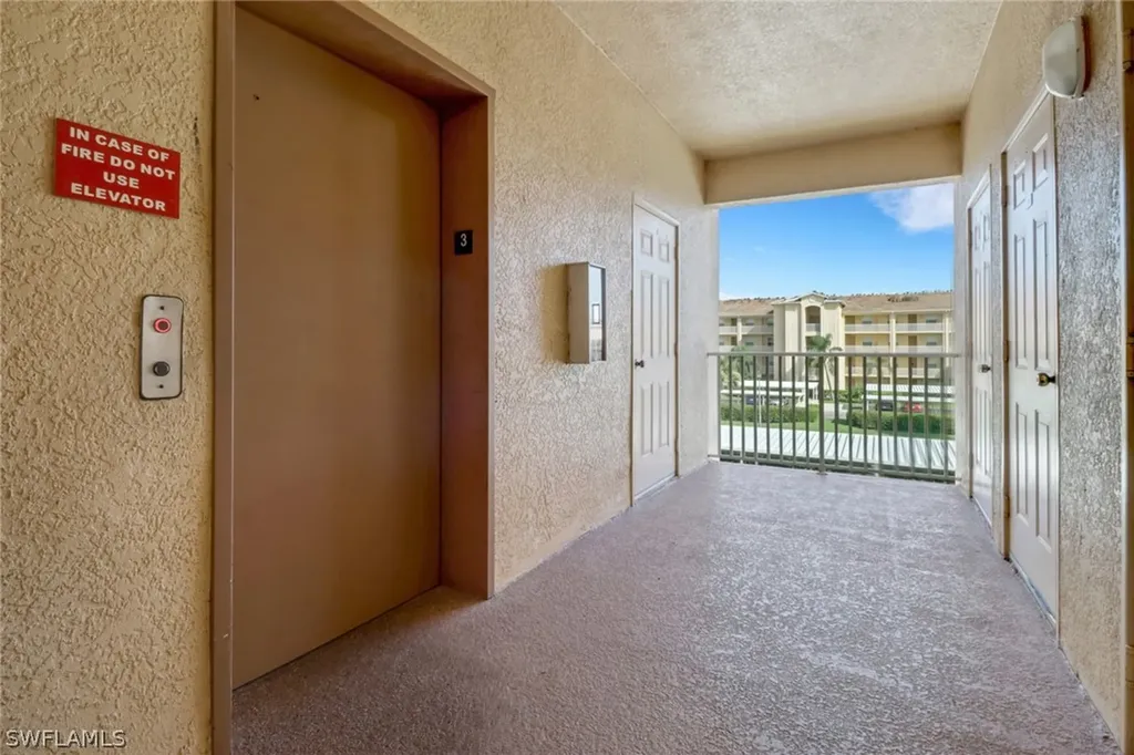 8451 Kingbird Loop Estero FL 33967