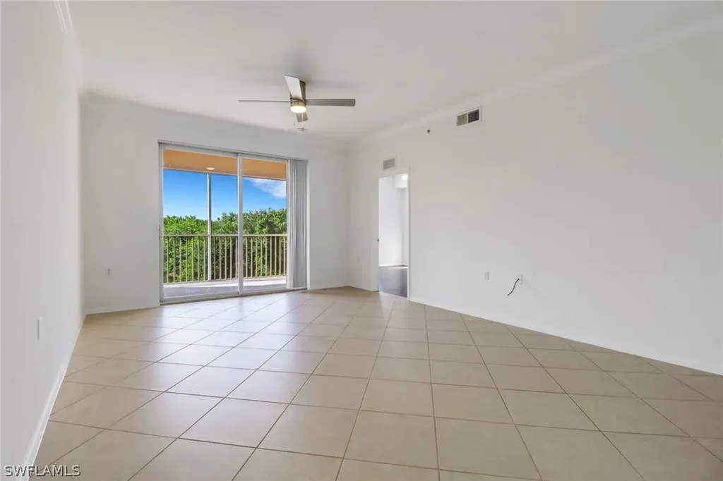 8451 Kingbird Loop Estero FL 33967