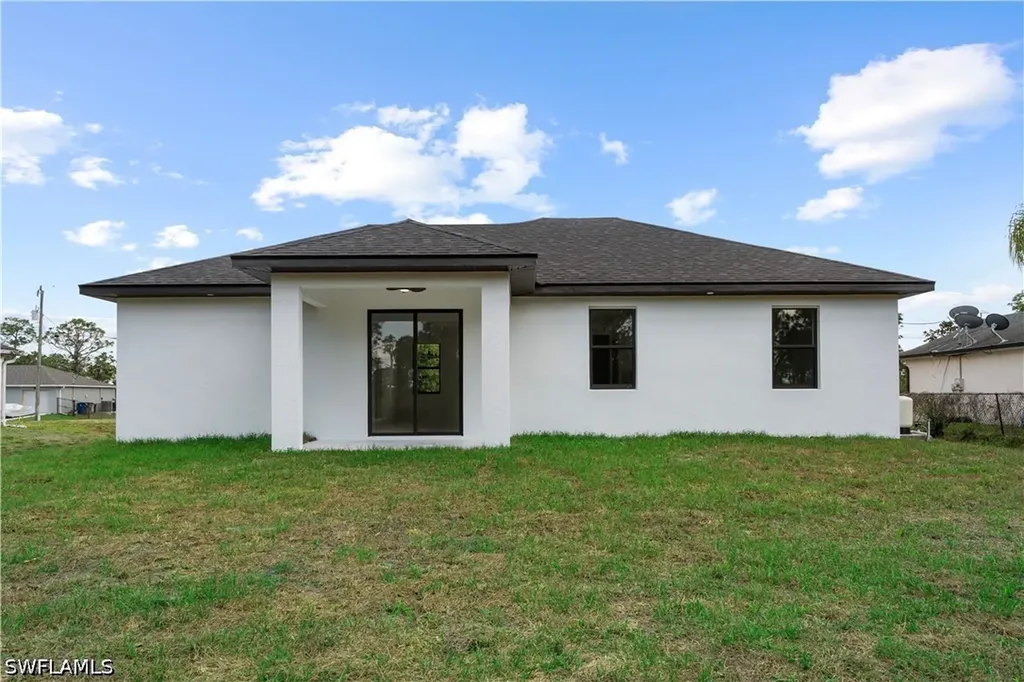 1113 Enrique Street E Lehigh Acres FL 33974