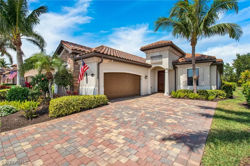 2930 Aviamar Circle Naples FL 34114