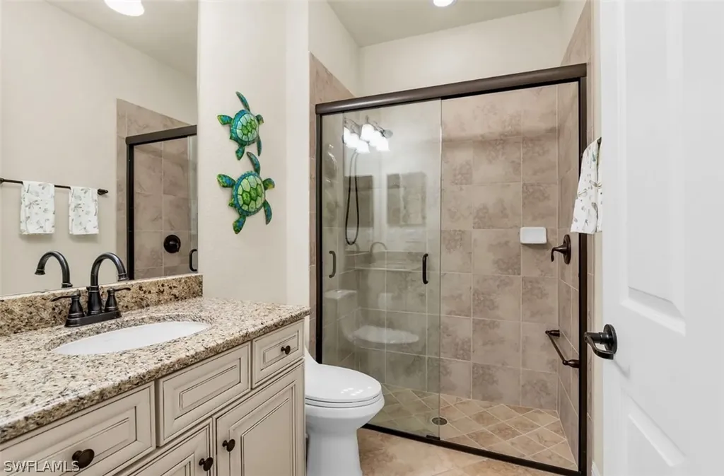 2930 Aviamar Circle Naples FL 34114