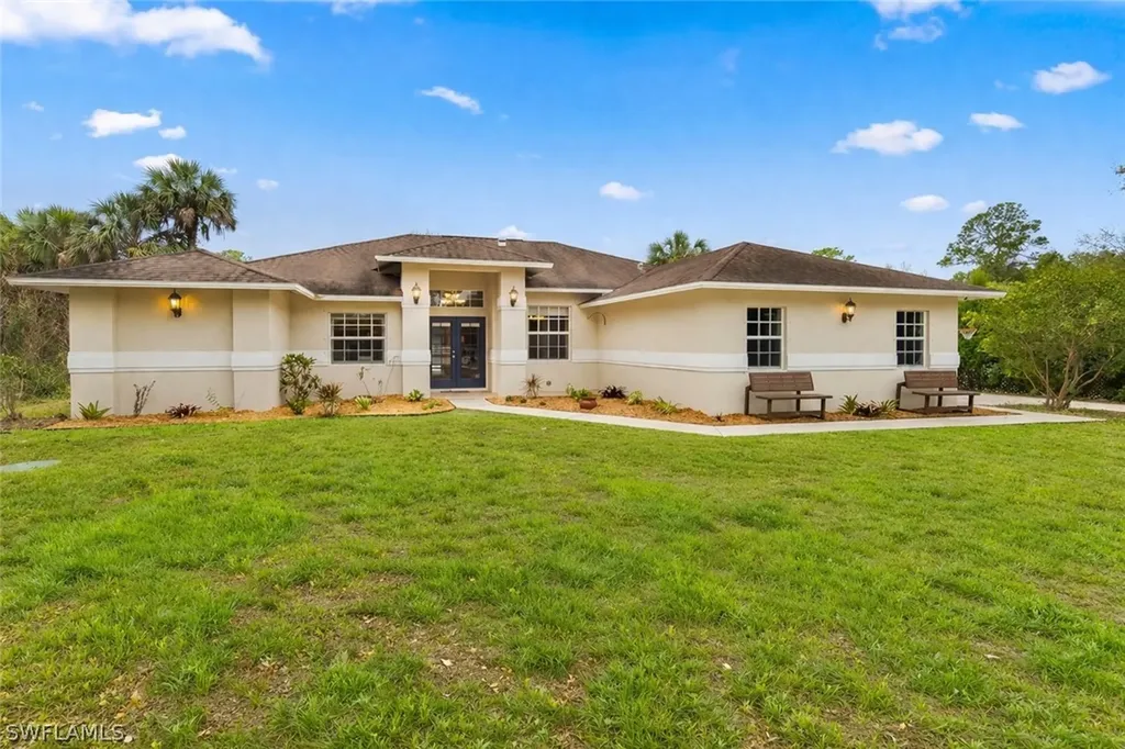 3860 20th Avenue SE Naples FL 34117