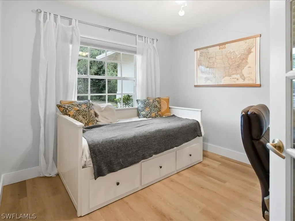 3860 20th Avenue SE Naples FL 34117