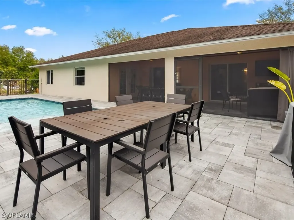 3860 20th Avenue SE Naples FL 34117