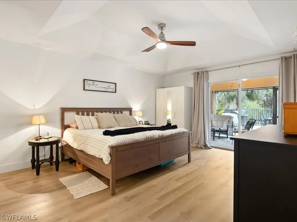 3860 20th Avenue SE Naples FL 34117