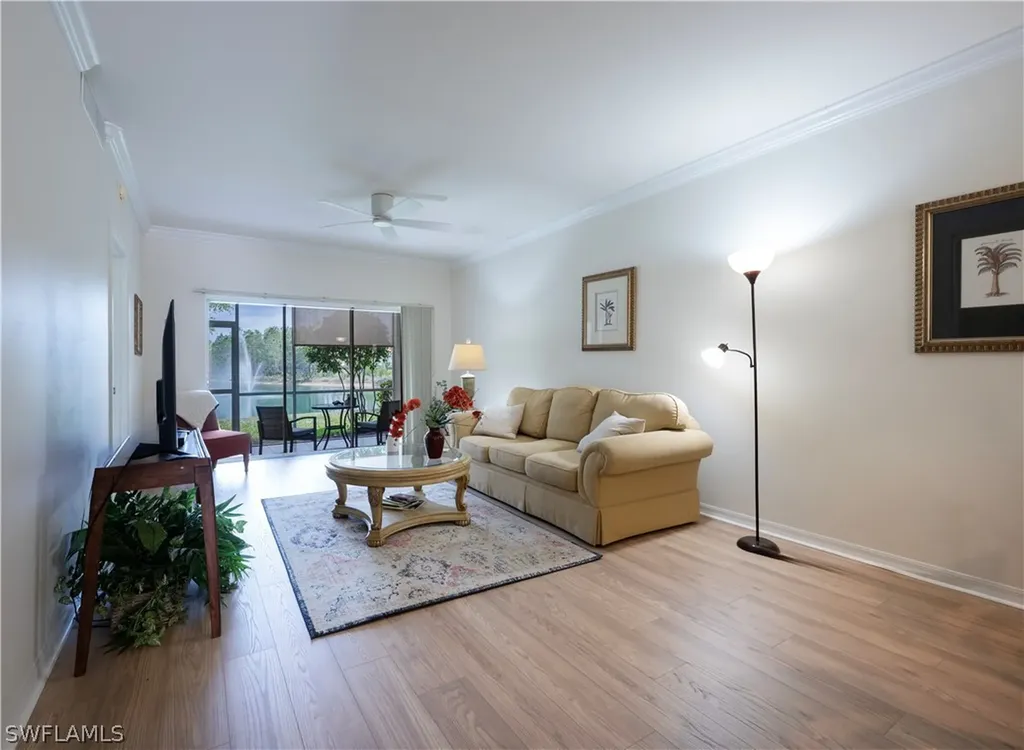 431 Valerie Way Naples FL 34104