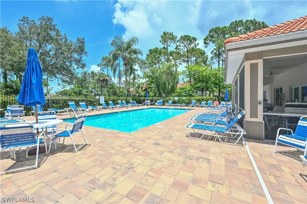 431 Valerie Way Naples FL 34104