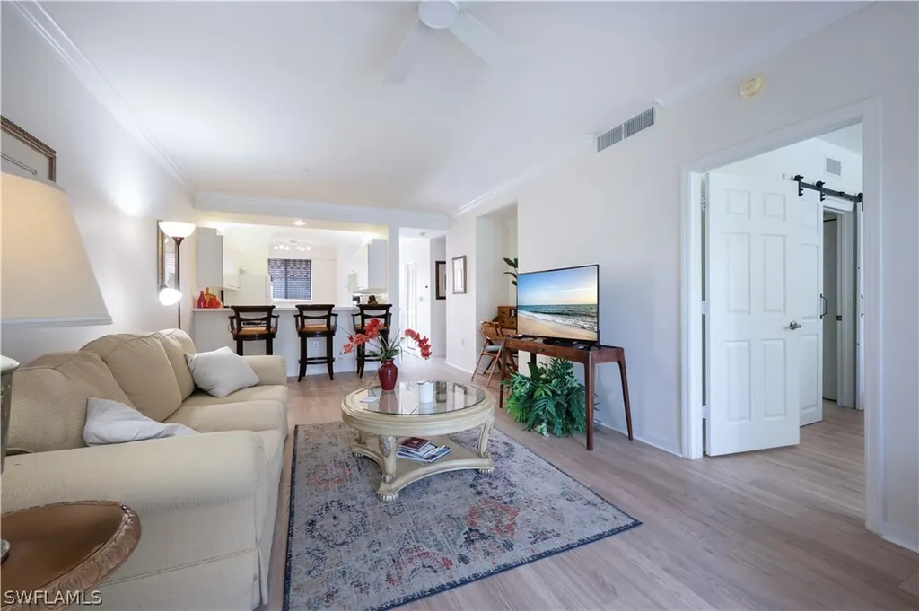 431 Valerie Way Naples FL 34104