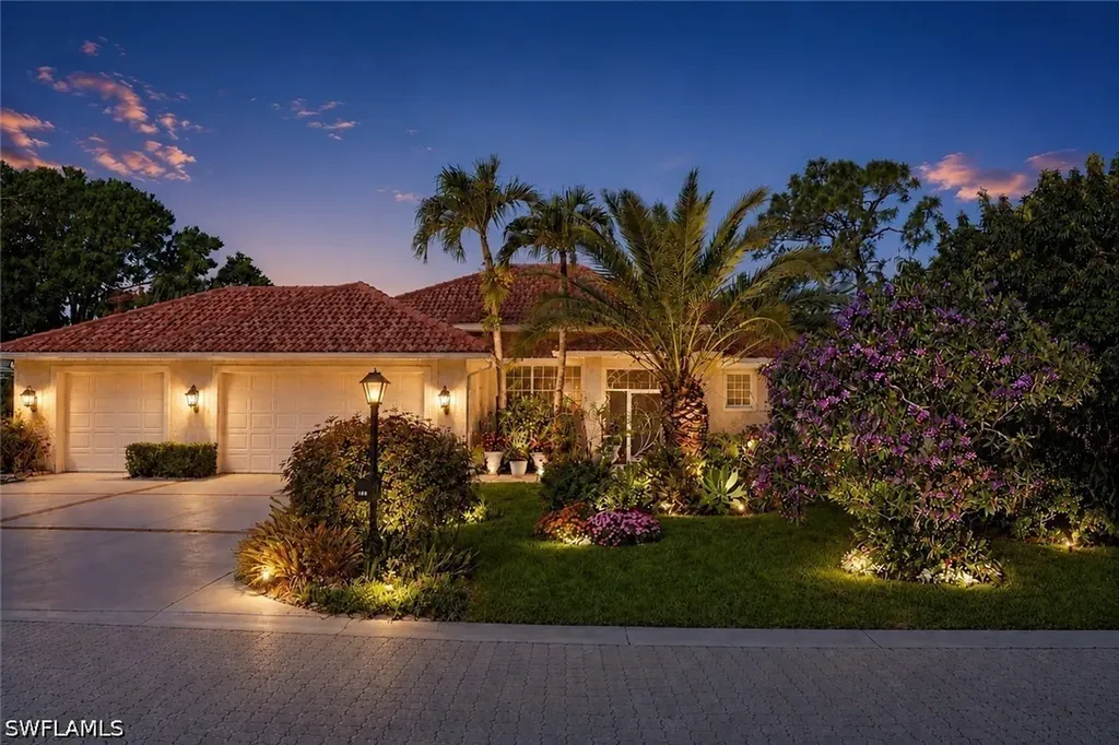 186 Muirfield Circle Naples FL 34113