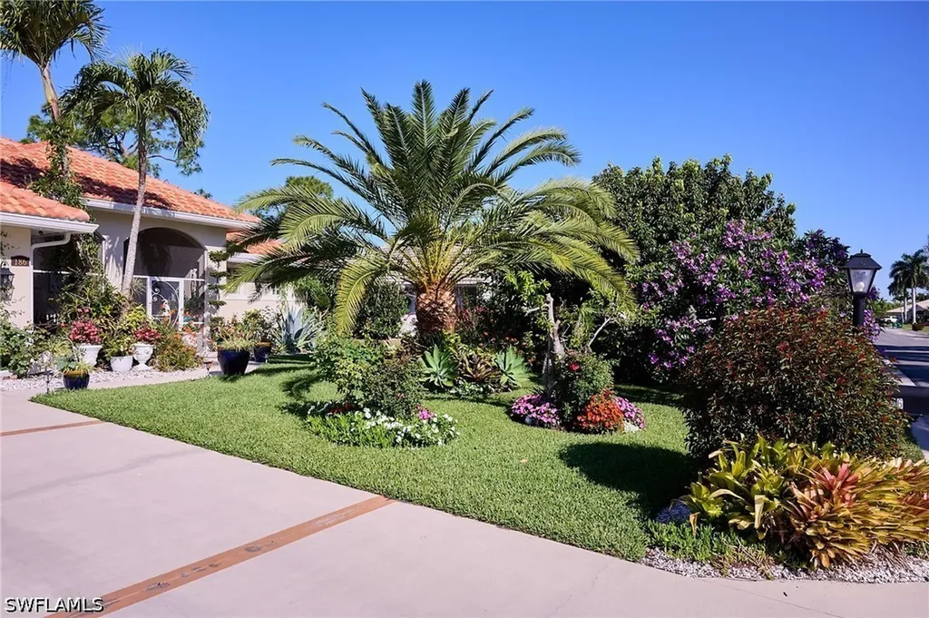 186 Muirfield Circle Naples FL 34113