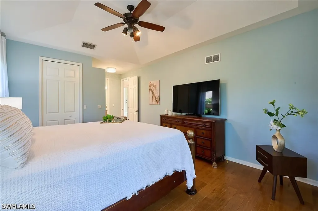 186 Muirfield Circle Naples FL 34113