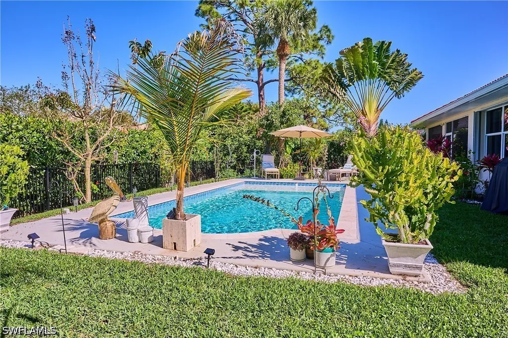 186 Muirfield Circle Naples FL 34113