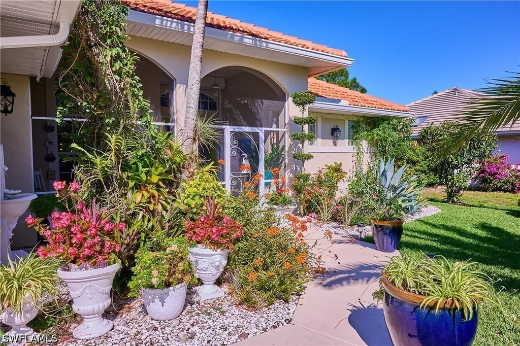 186 Muirfield Circle Naples FL 34113
