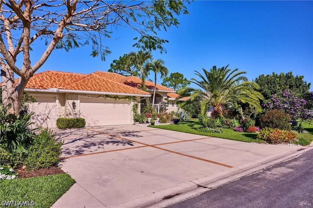 186 Muirfield Circle Naples FL 34113