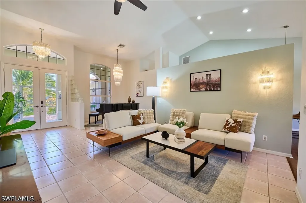186 Muirfield Circle Naples FL 34113