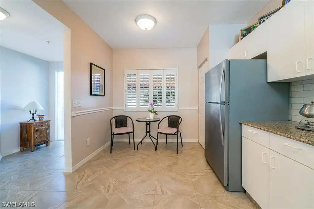 186 Gabriel Circle Naples FL 34104