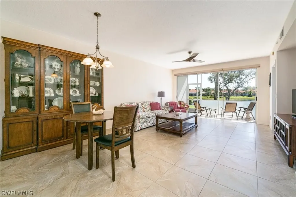 186 Gabriel Circle Naples FL 34104