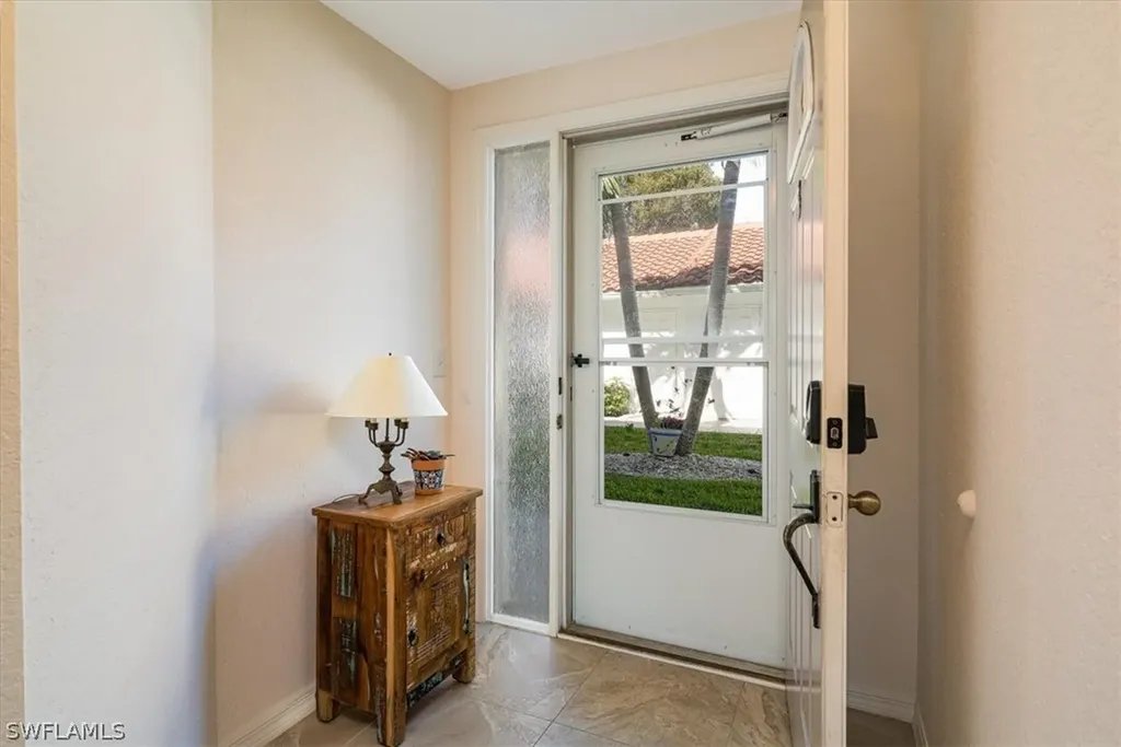 186 Gabriel Circle Naples FL 34104