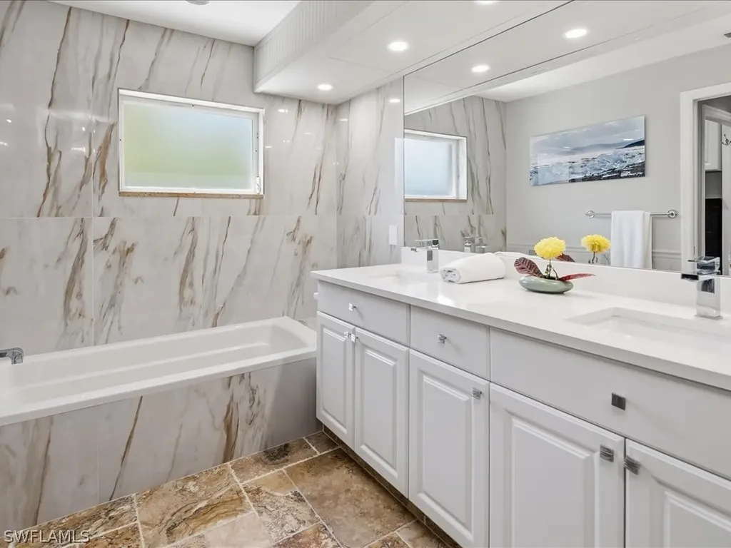 6642 Middlesex Place Naples FL 34104
