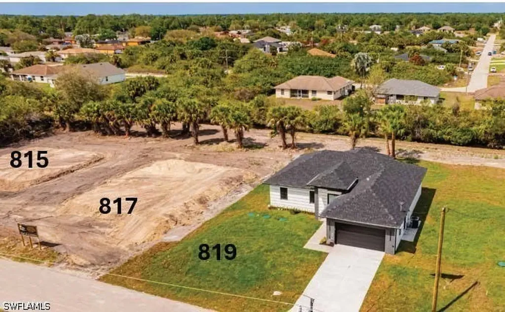 817 Frederick Reid Street E Lehigh Acres FL 33974