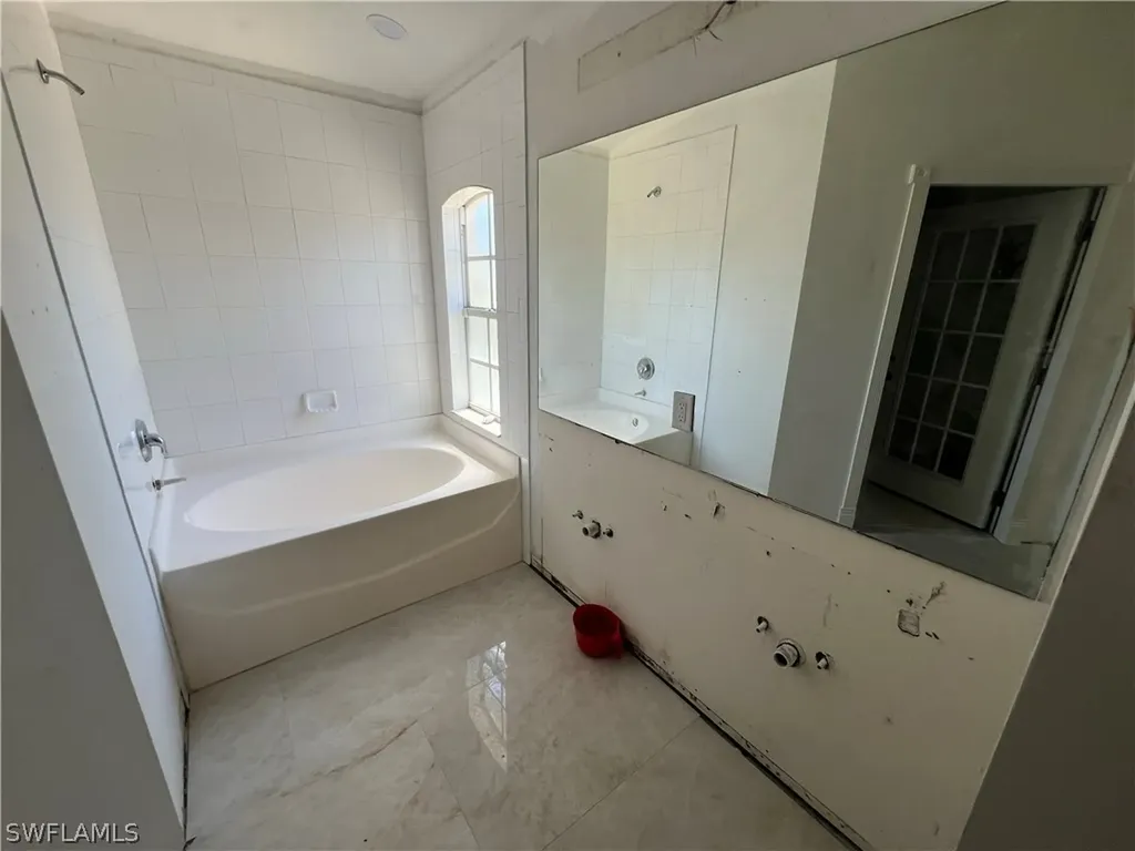 2031 10th Avenue NE Naples FL 34120